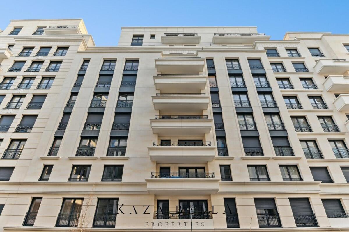 Kaza Bella - Ouen Beautiful Saint-Ouen (Seine-Saint-Denis)